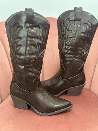Botas cowboy marrón chocolate