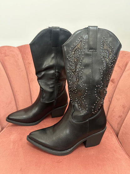 Botas cowboy negras con tachuelas