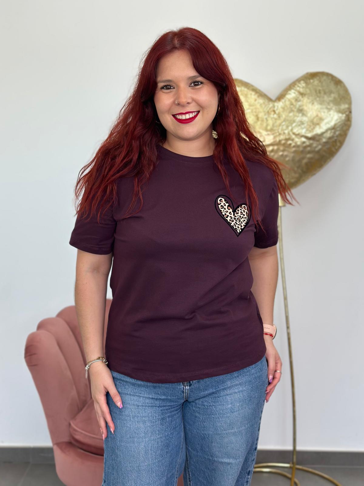 Camiseta Corazón berenjena