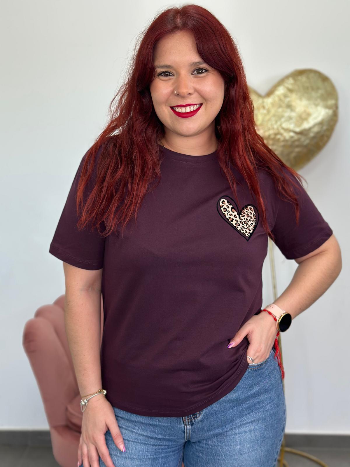 Camiseta Corazón berenjena