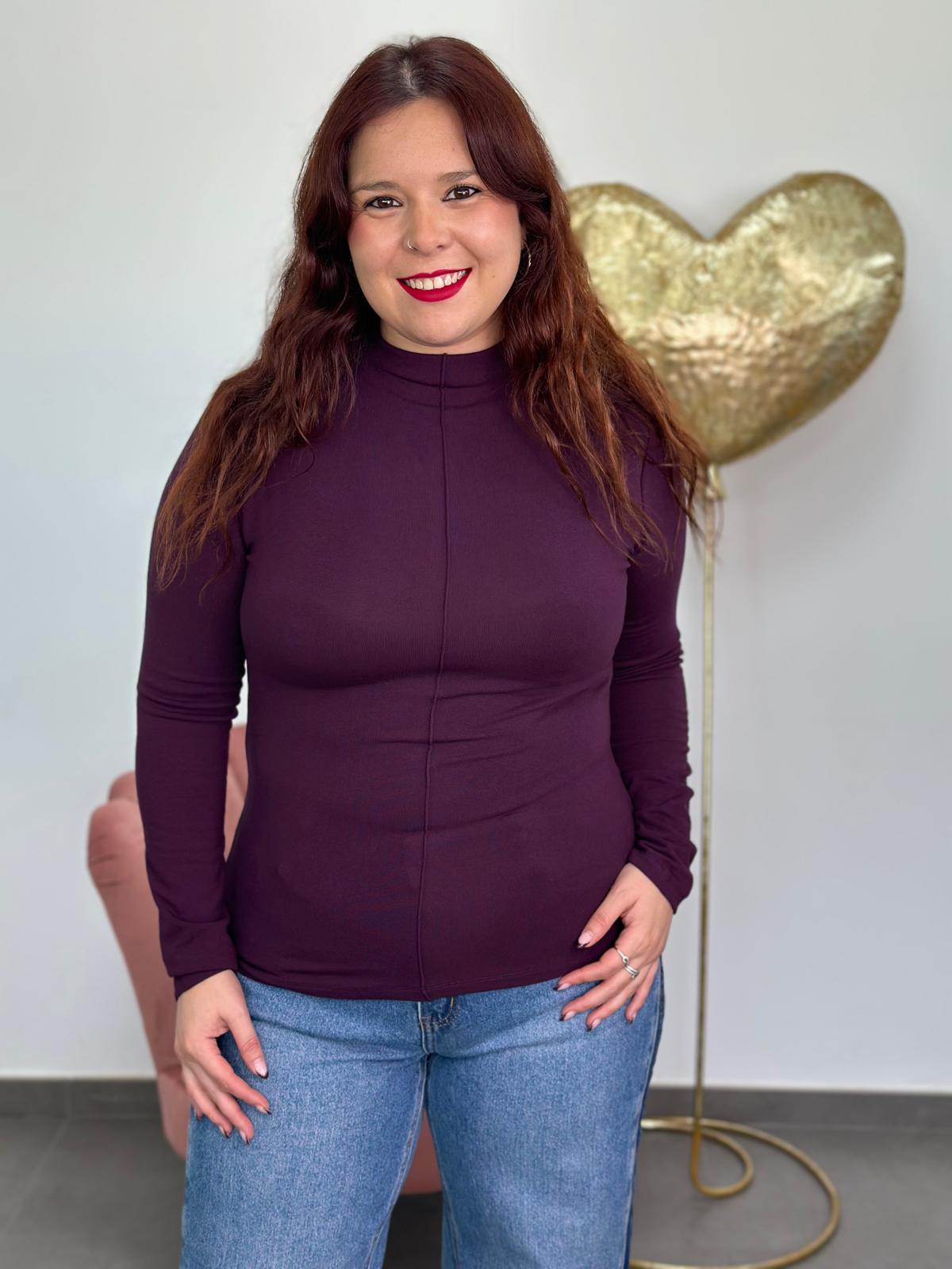 Camiseta Linea berenjena